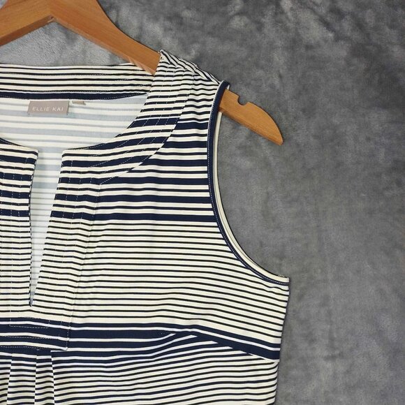Ellie kai Women's 4 Navy White Striped Nautical Versatile Feminine‎ Stretchy Top - Picture 7 of 10